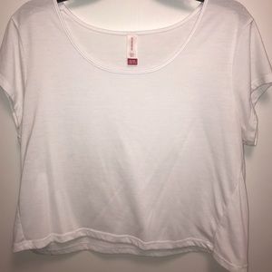 Cute white crop top🤍